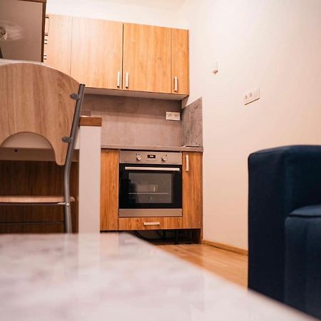 New-Built City Center Apt W. Tatra Mountains Views Liptovský Mikuláš Esterno foto