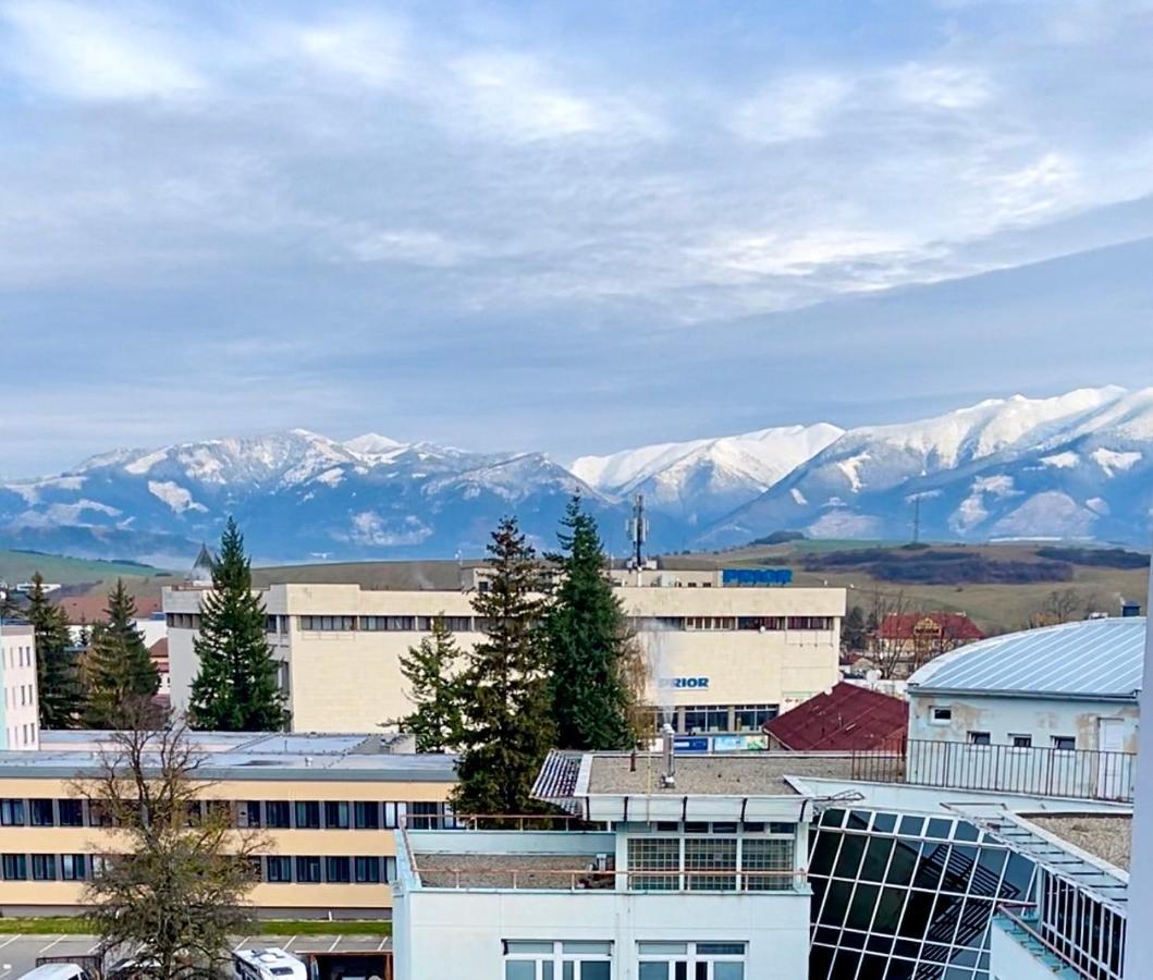New-Built City Center Apt W. Tatra Mountains Views Liptovský Mikuláš Esterno foto